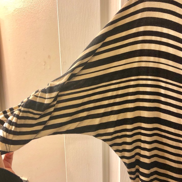 Black and Tan Striped Top - Picture 4 of 5